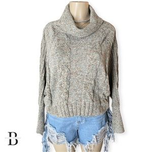 Moon & Madison turtle neck sweater